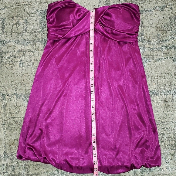 Party Bubble Hem Strapless Dress - Picture 5 of 7
